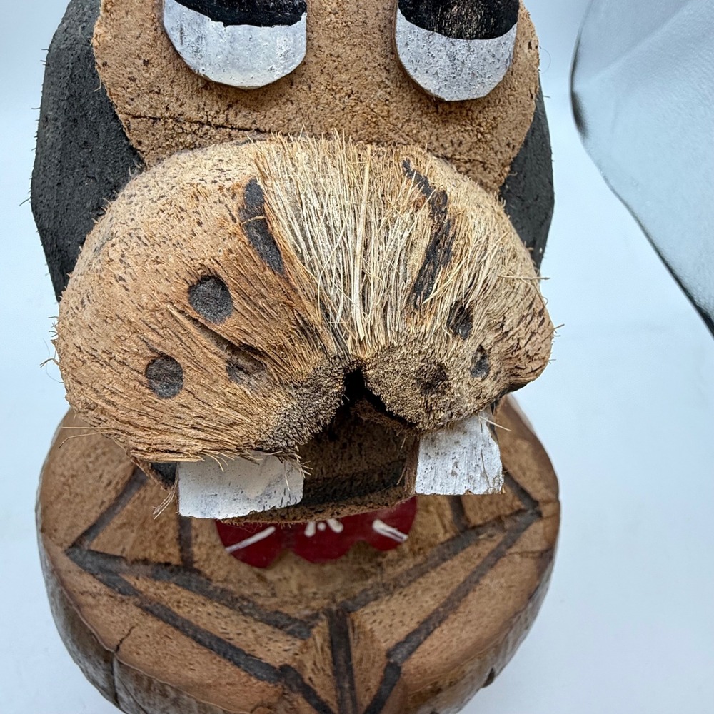 Hand Carved Coconut Monkey Folk Art Figurine Philippines Tropical Tiki Decor - Picture 2 of 13
